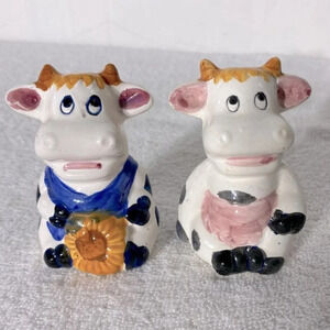 Vintage  Ceramic Cow Salt & Pepper Shakers